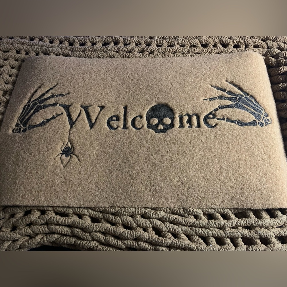 Skeleton Welcome Mat - Picture 3 of 8